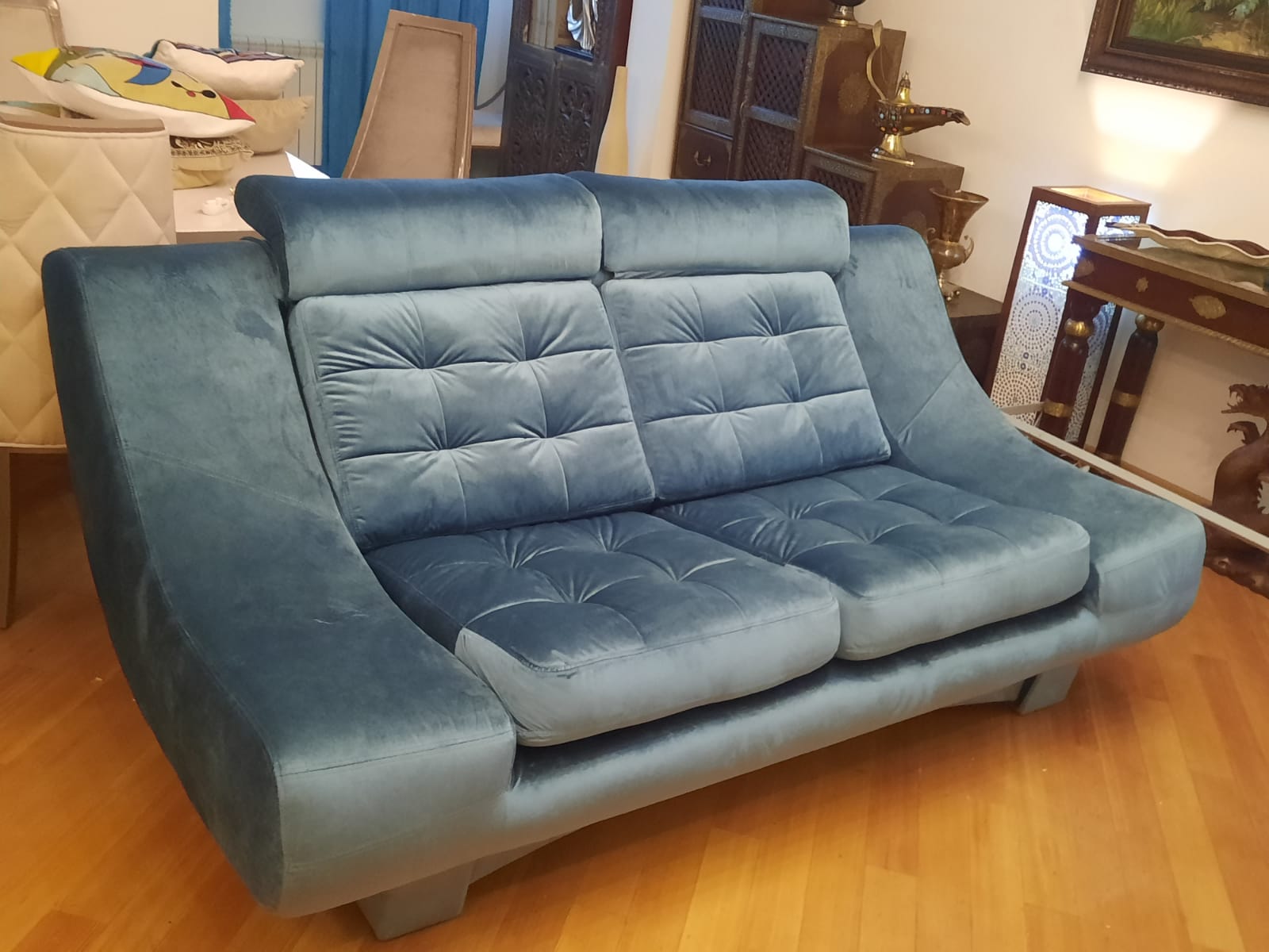 Обивка дивана на дому. Ботанический сад